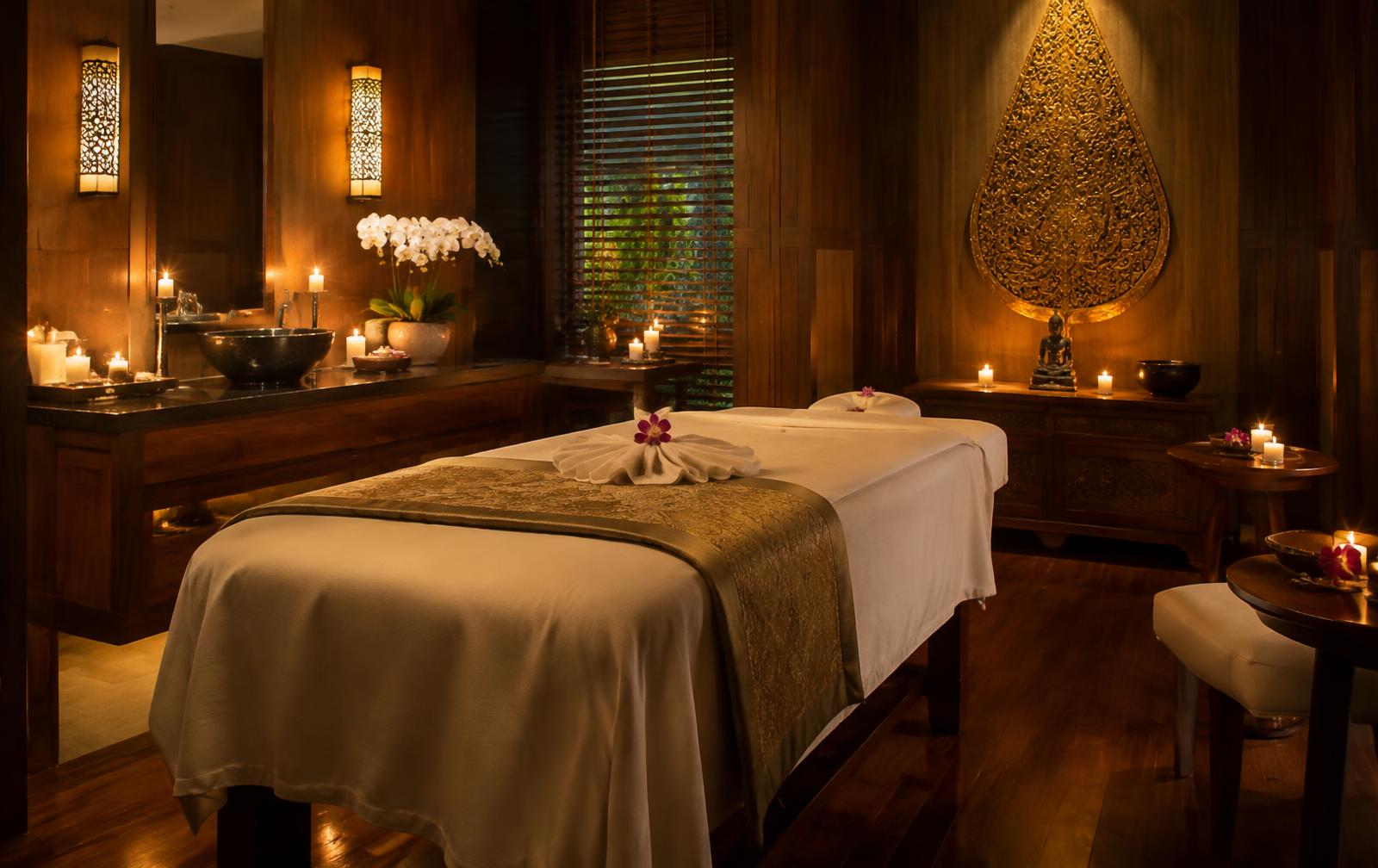 Candlelit Thai treatment room
